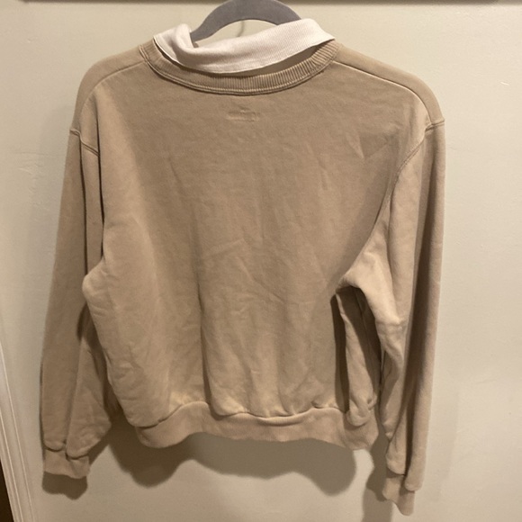 Hollister Crew Sweatshirt - Picture 2 of 2